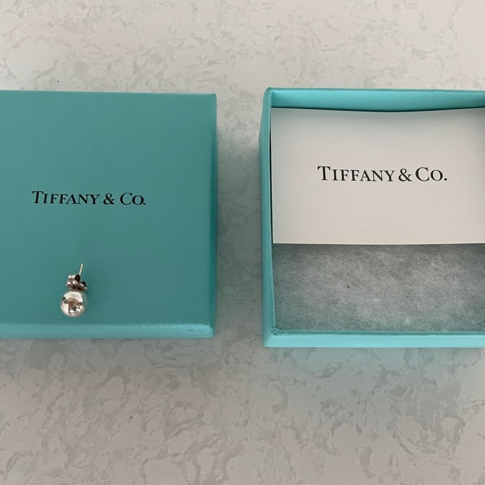 Tiffany Earring